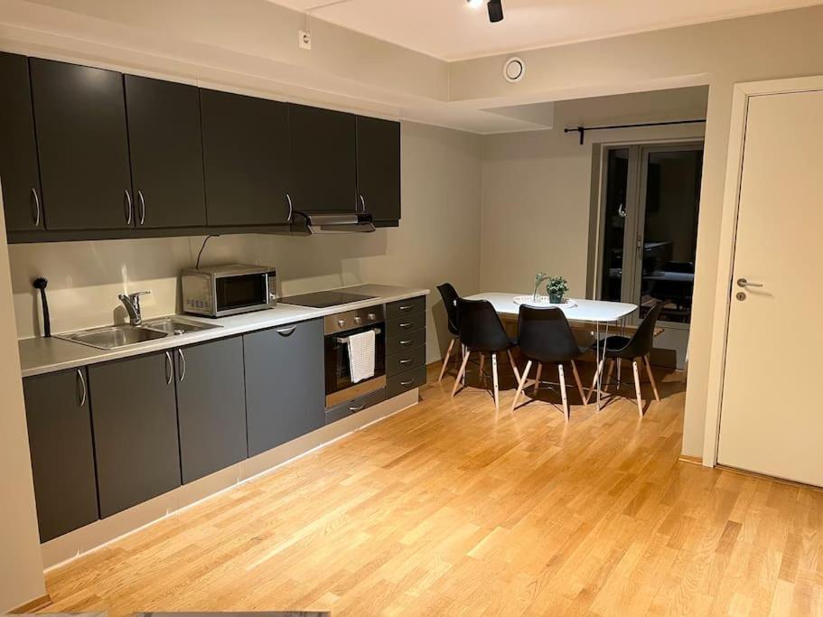 4-Bedroom-Apt For 7/Oslo Central Экстерьер фото